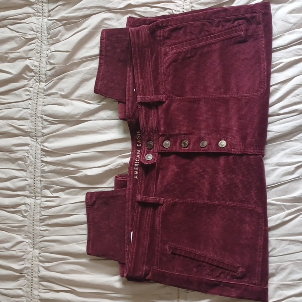 NWOT Corduroy Hi Rise Jeggings.